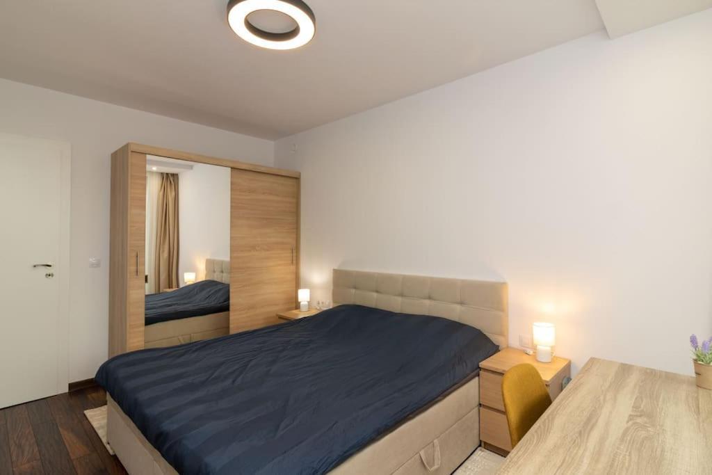 Georgi'S 1 Bedroom Quiet Apartment With Garage صوفيا المظهر الخارجي الصورة